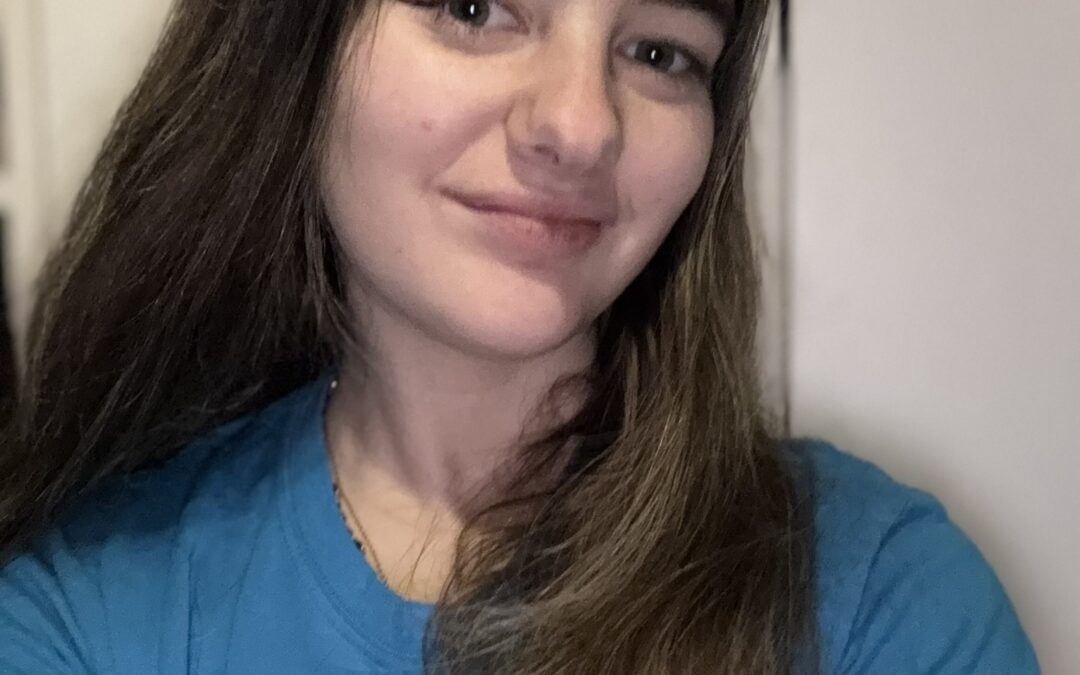 Chloe Spinks – Coach